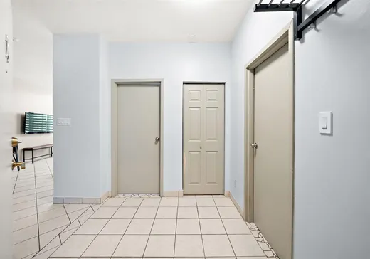 Condo for sale - 3825 Boul. Lévesque O., App. 14, Laval (Chomedey), H7V 1G6