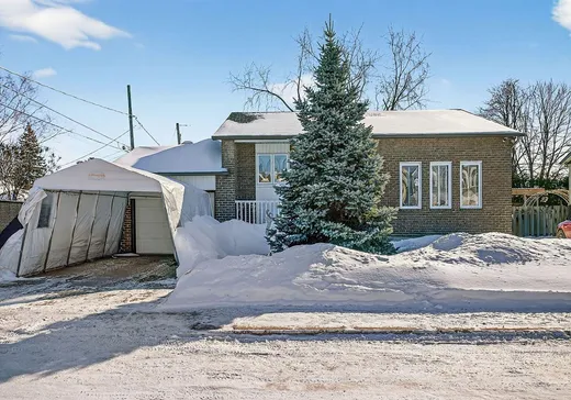 Bungalow à vendre - 880 Rue des Giroflées, Laval (Sainte-Dorothee), H7X3G5