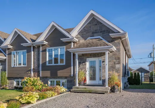 House for sale - 17 Rue des Grenats, St-Henri-de-Levis, G0R 3E0