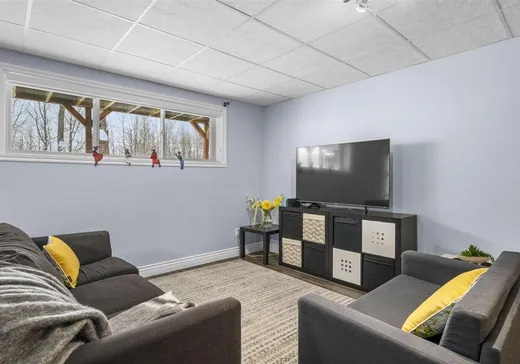 Maison à vendre - 240 Rue des Feuillus, Rock Forest-Saint-Élie-Deauville, J1N 4L5