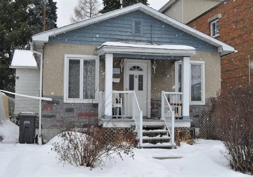 Bungalow à vendre - 1565 Rue Cartier, Longueuil, J4K4E2