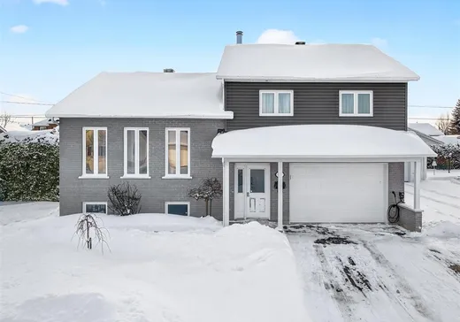 Paliers multiples à vendre - 965 Rue Campeau, Drummondville, J2C7E7