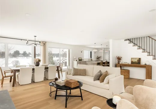 Maison à étages à vendre - 165 Rue Sutherland, St-Nicephore, J2A3X2