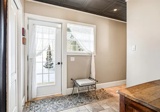 Maison à vendre - 89 Rue Albert, Windsor, J1S 2A7