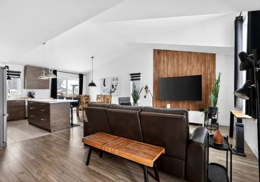 Maison à vendre - 24 Ch. de l'Anse, Rigaud, J0P 1P0