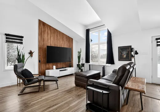 Maison à vendre - 24 Ch. de l'Anse, Rigaud, J0P 1P0