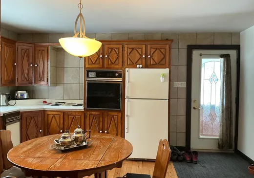 Maison à vendre - 63 Rue de la Frontière O., Témiscouata-sur-le-Lac, G0L 2B0