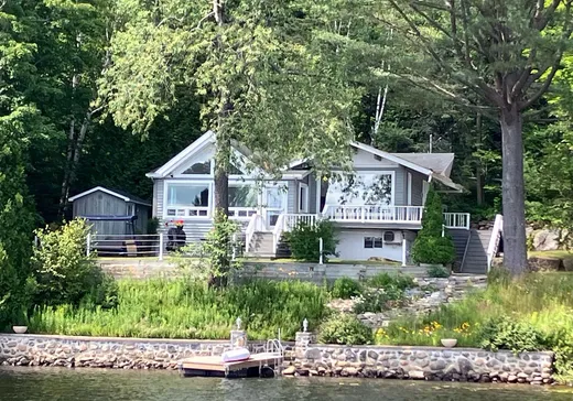 Maison à vendre - 2716 Ch. du Village, St-Adolphe d'Howard, J0T 2B0