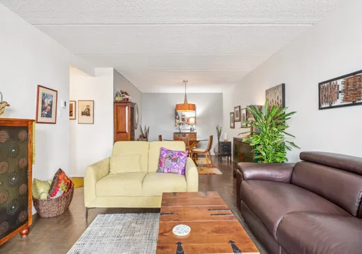Condo for sale - 560 Rue St-Laurent O., Longueuil, J4H 3X3