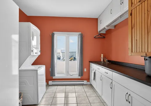 House for sale - 200 Ch. du Golf, Salaberry-de-Valleyfield, J6S 6E0