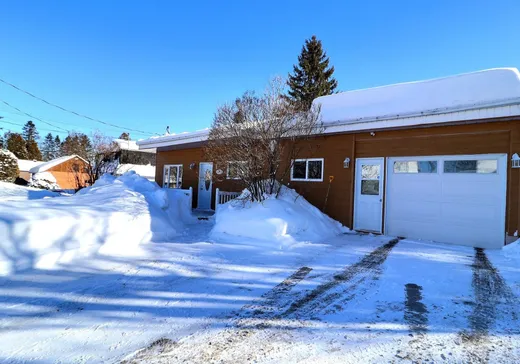 Two or more stories for sale - 1373 Rue Eurêka, Val-Belair, G3J1H1