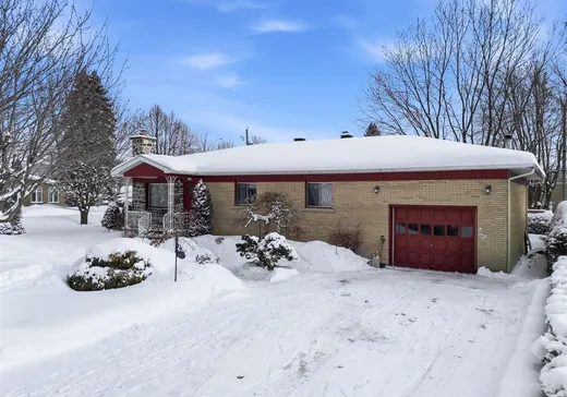 Bungalow à vendre - 1430 Rue Mayrand, Drummondville, J2C3B2