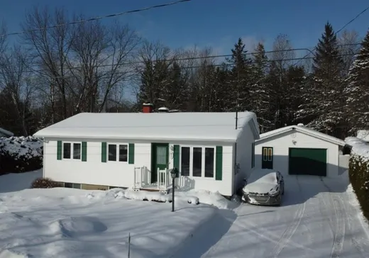 Bungalow for sale - 677 Rue Coombs, Sherbrooke, J1N2B6