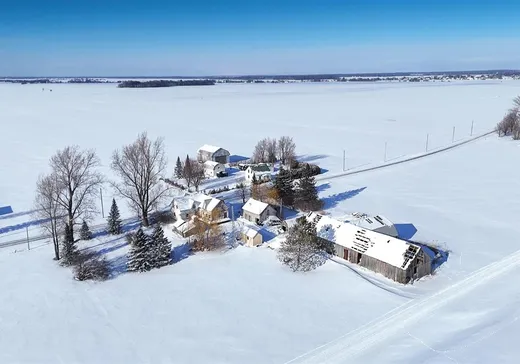 Fermette à vendre - 483 Rg St-Henri, Saint-Guillaume, J0C 1L0