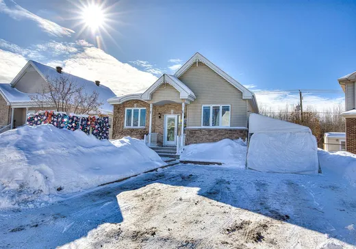 Bungalow à vendre - 16555-16557 Rue de la Mousson, Mirabel, J7J2P2