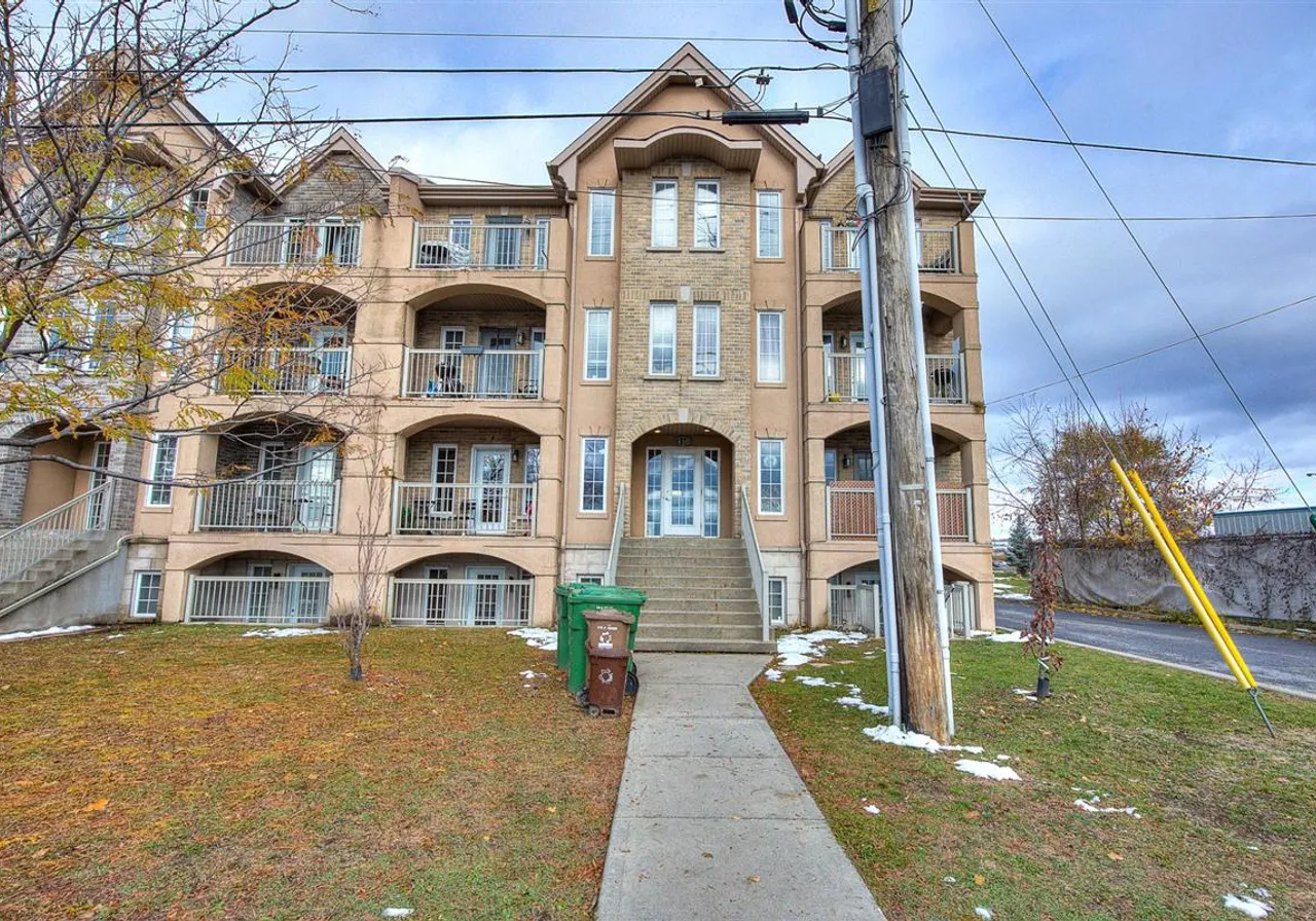 410 Rue Sherbrooke, App. 6 — photo 1