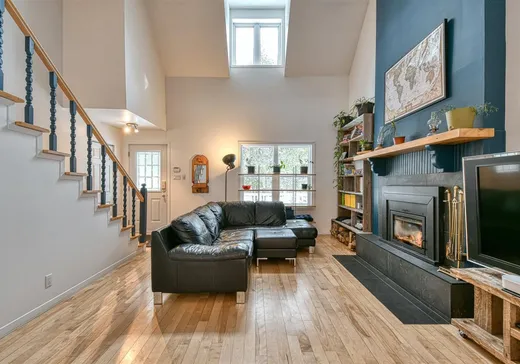 Maison à vendre - 4630 Ch. de la Doncaster, Sainte-Adèle, J8B 1R8