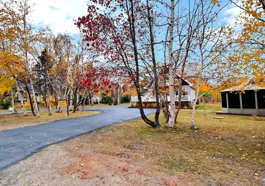 Maison à vendre - 1841 Rue des Chalets, Port-Cartier, G0H 1R0