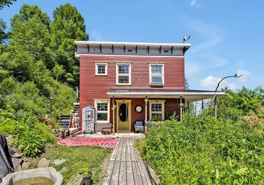 Maison à étages à vendre - 4 Côte Côté, Sainte-Anne-de-Beaupré, G0A3C0