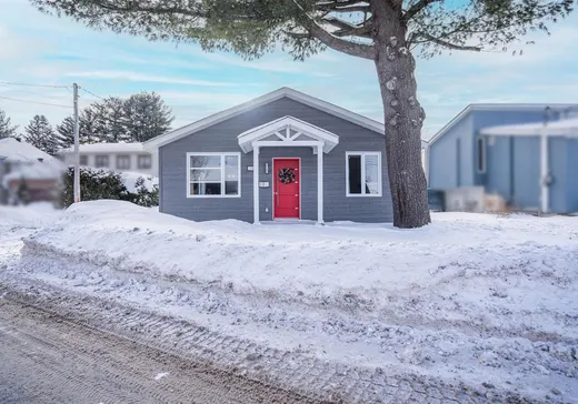Maison à vendre - 2042 Rue Fradet, Drummondville, J2B 1P7
