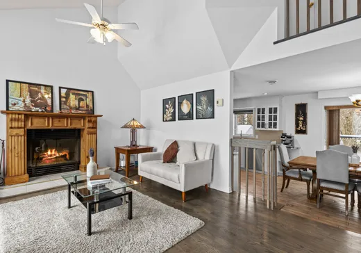 Maison à vendre - 11 Rue des Jonquilles, Blainville, J7C 2Z9