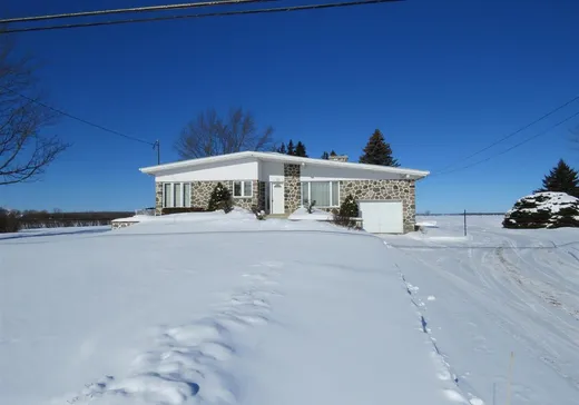 Bungalow à vendre - 1361 Rue Principale, St-Thomas-De-Joliette, J0K3L0