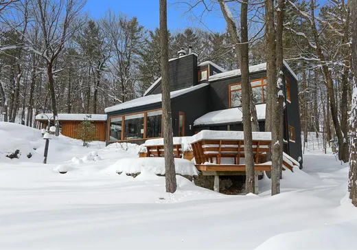 Two or more stories for sale - 27 Ch. Ferguson, Chelsea, J9B1X8