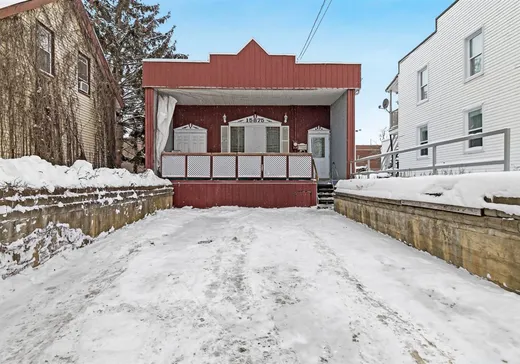 Bungalow à vendre - 15875 Av. St-Michel, Saint-Hyacinthe, J2T3R8