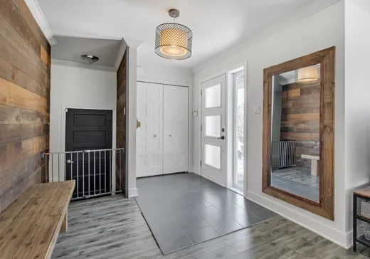 House for sale - 33 Rue Annik, St-Hippolyte, J8A 0E3