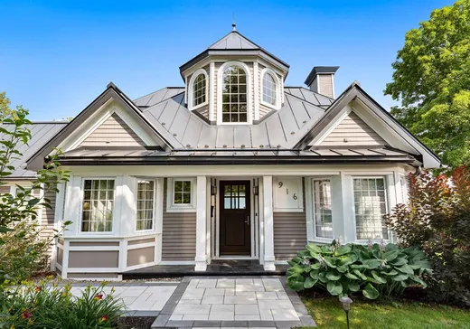 Maison à vendre - 916 Ch. Viens, Magog, J1X 7T1