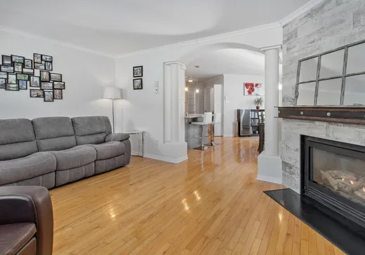 Condo à vendre - 301 Rue Éloi-Filion, Sainte-Thérèse, J7E 5V4