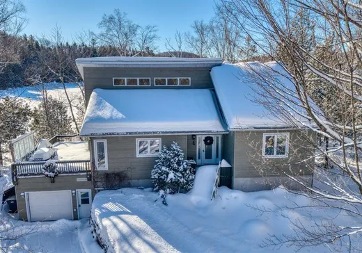 House for sale - 39 Rue Tracy, St-Hippolyte, J8A 3G1