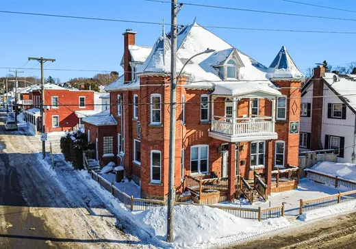 Maison à vendre - 133 Av. Bethany, Lachute, J8H 2L6