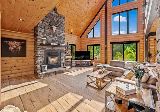 Maison à vendre - 55 Rue du Soleil, Saint-Hippolyte, J8A 3R4