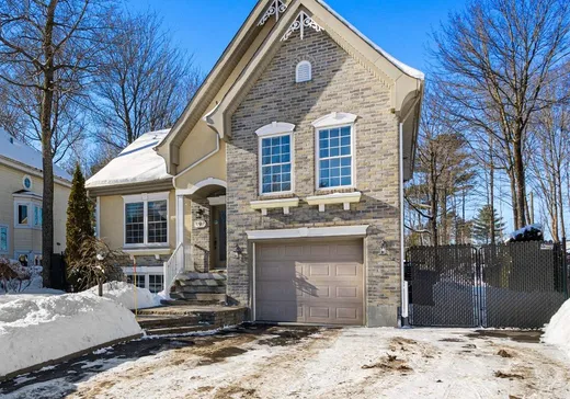 Paliers multiples à vendre - 9 Rue du Boisé, Lachute, J8H4N4