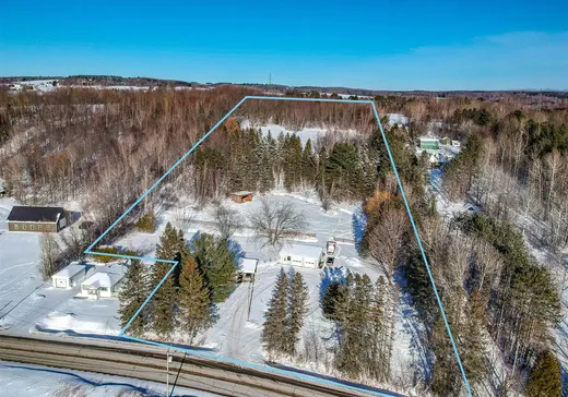 Bungalow à vendre - 7685-7705 Rue St-François N., Sherbrooke, J1C0V4