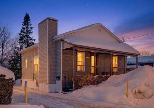 Maison à vendre - 625 Rue Collins, Drummondville, J2C 1H1