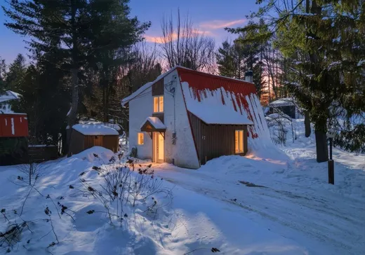 Two or more stories for sale - 42 Rue des Chênes, Magog, J1X7A6