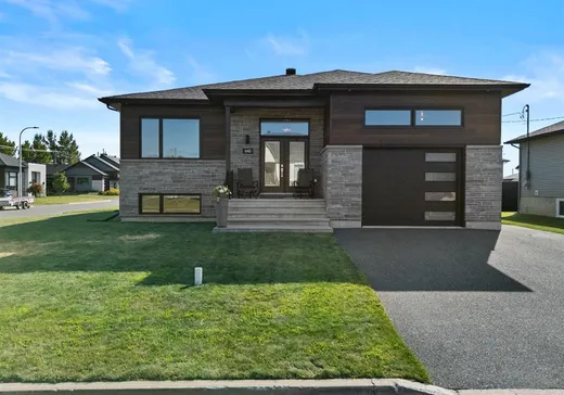 Maison à vendre - 640-642 Rue des Appalaches, Drummondville, J2E 0G5