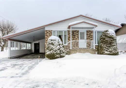 Bungalow à vendre - 605 Rue de l'Esplanade, Trois-Rivières, G8Y2R1