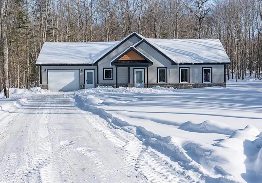 Bungalow à vendre - 113 Rue des Ruisseaux, Val des Sources, J1T0B2