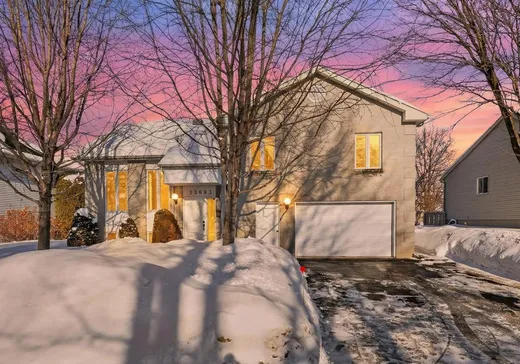 Paliers multiples à vendre - 13683 Rue de Troyes, Mirabel, J7J1C9