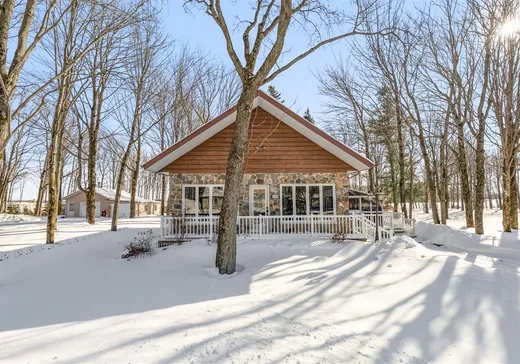 Maison à vendre - 145 Rue des Hauts-Bois, St-Lambert-De-Lauzon, G0S 2W0