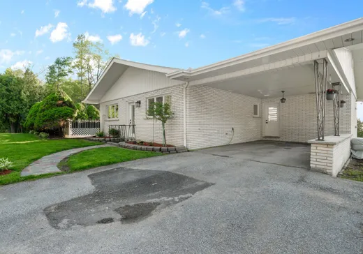 Maison à vendre - 2 9e Avenue, Brownsburg-Chatham, J0J 1T0