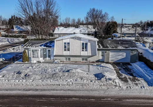 House for sale - 910 Rue Sagala, Berthierville, J0K 1A0