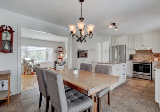 Maison à vendre - 1552 Rue Raphaël, Beloeil, J3G 5P4