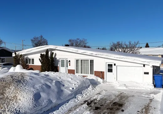 Maison à vendre - 36 Rue Maisonneuve, Sept-Îles, G4R 1C7