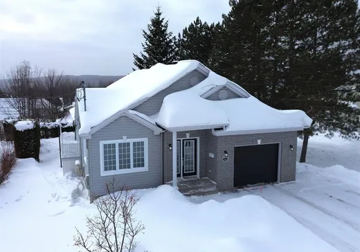 Bungalow for sale - 3361 Rue Marceau, Lac-Mégantic, G6B3H3