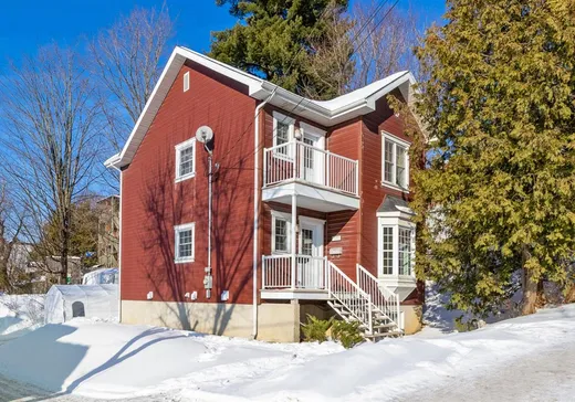 Two or more stories for sale - 135 Rue du Conseil, Sherbrooke, J1G1H9