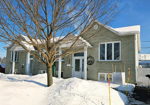Bungalow à vendre - 897 Rue des Pinsons, Victoriaville, G6T1C9